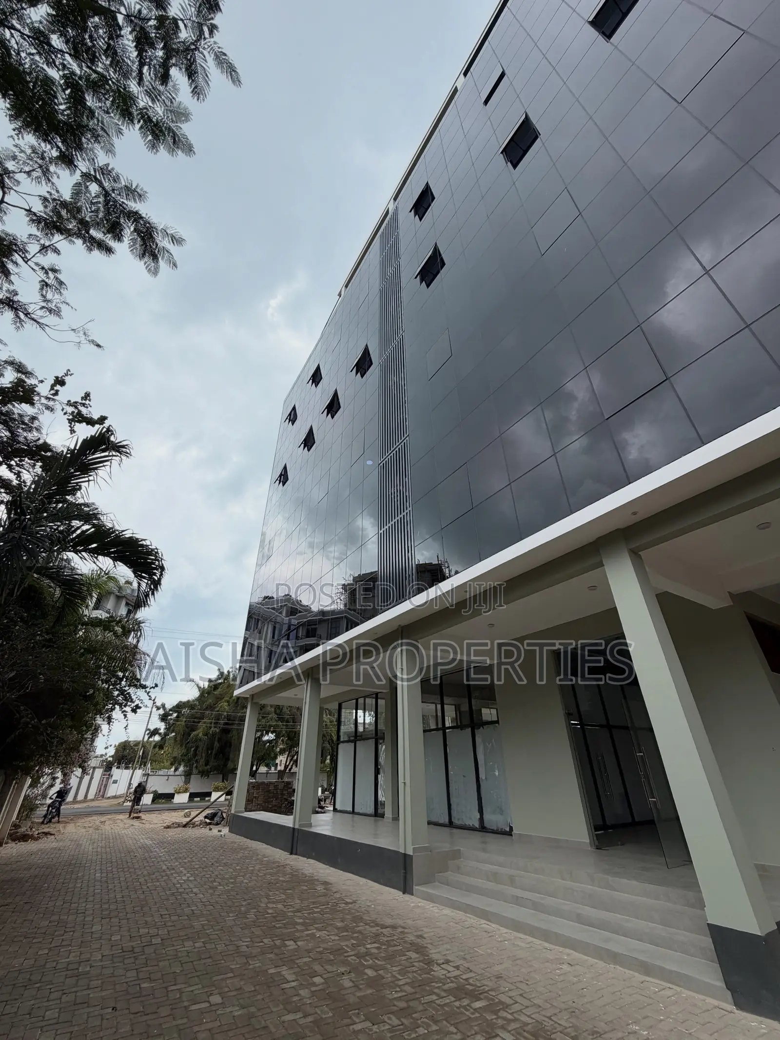 New Office Building for Rent – Masaki in Masaki