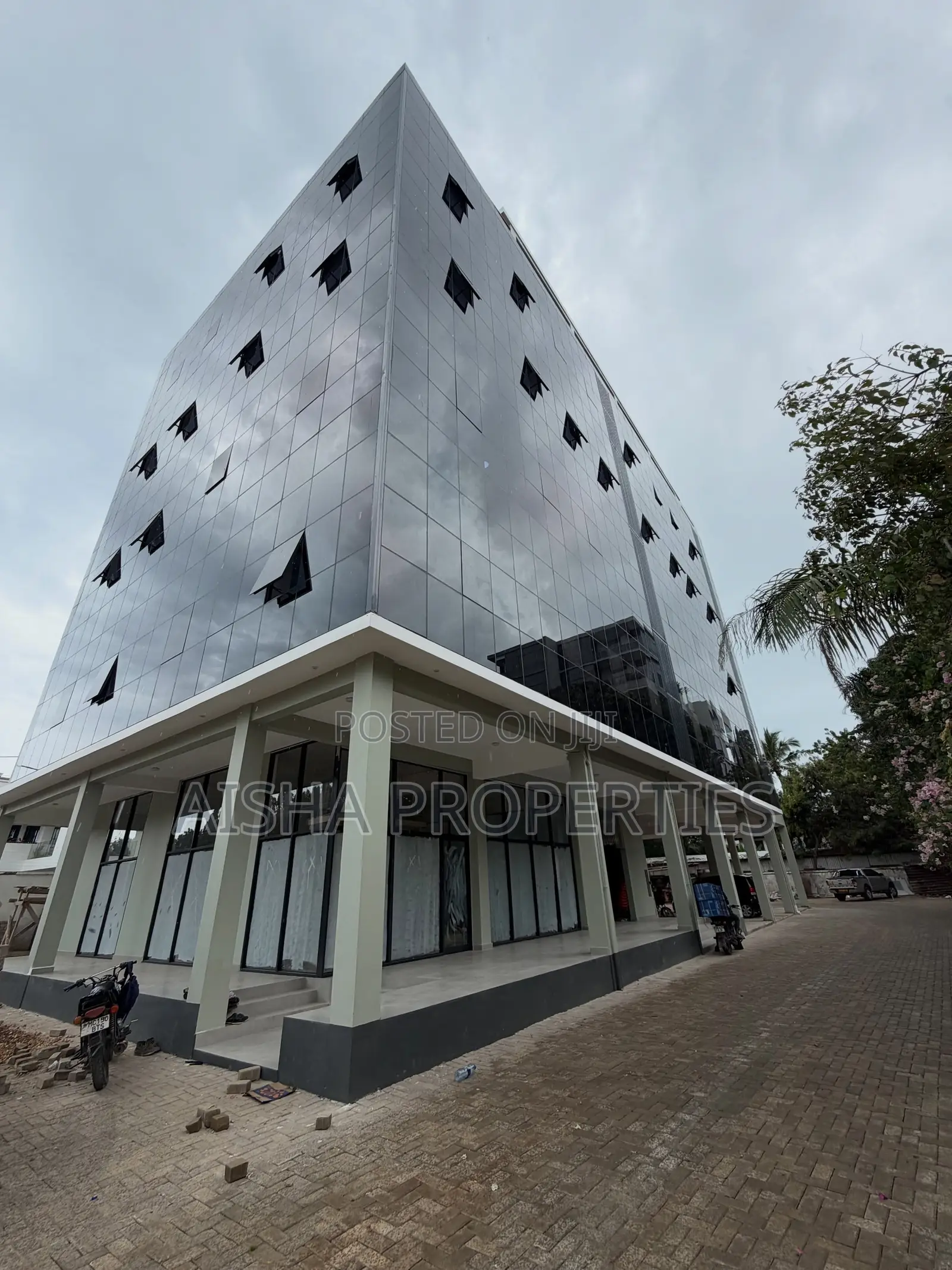 New Office Building for Rent – Masaki in Masaki