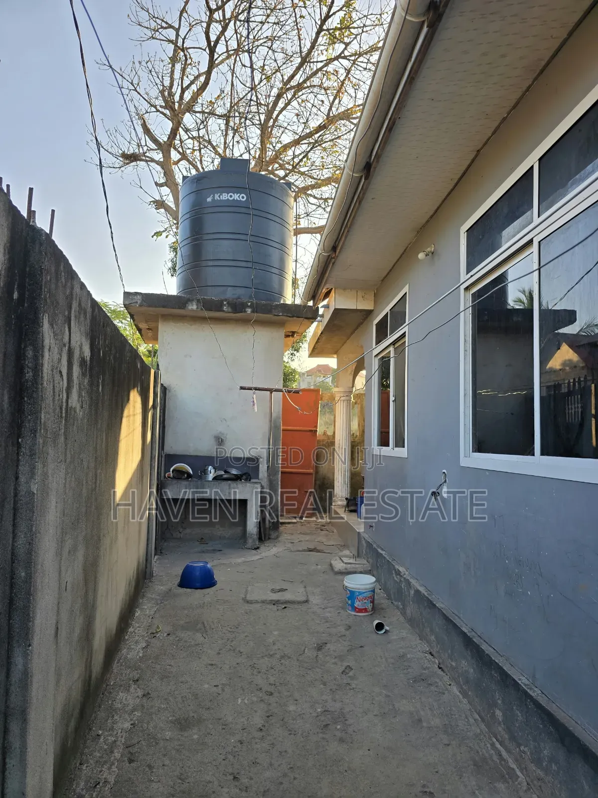 3bdrm House in Mbezi for sale in Mbezi