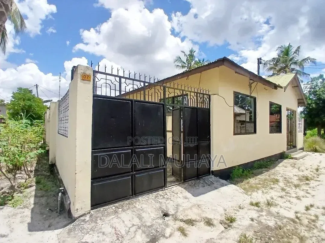 3bdrm House in Sondombwa Street, Pugu for sale in Pugu