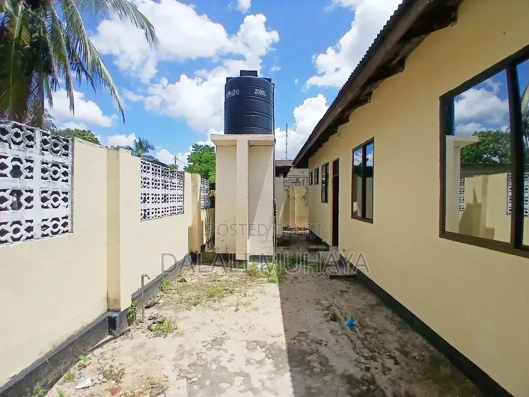 3bdrm House in Sondombwa Street, Pugu for sale in Pugu