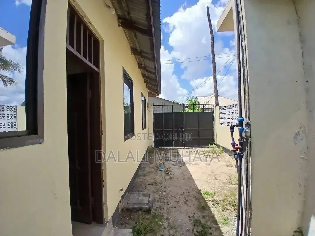 3bdrm House in Sondombwa Street, Pugu for sale in Pugu