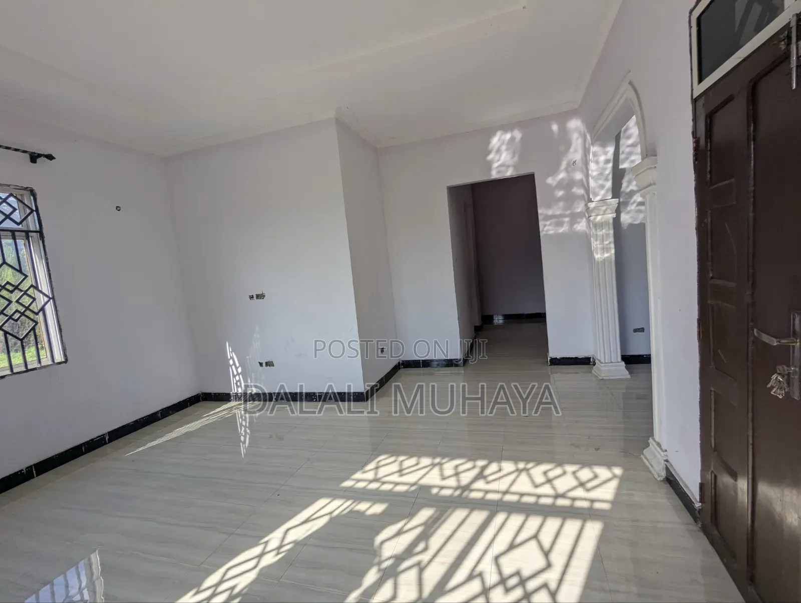 3bdrm House in Njia 4 Kwa Muhaya, Kitunda for sale in Kitunda
