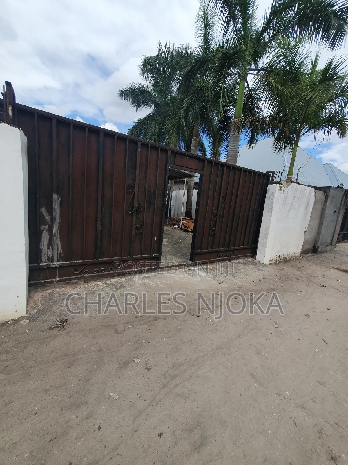 Furnished 6bdrm House in Msalaba Mwekundu, Ukonga for sale in Ukonga