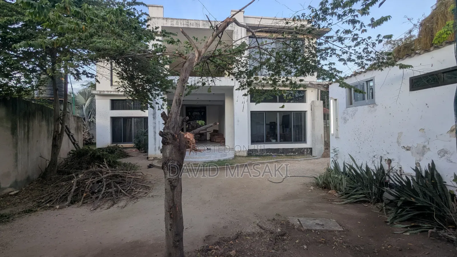 8bdrm House in The Villa, Oyster Bay for rent in Oyster Bay