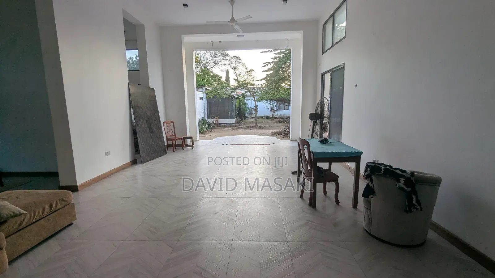 8bdrm House in The Villa, Oyster Bay for rent in Oyster Bay