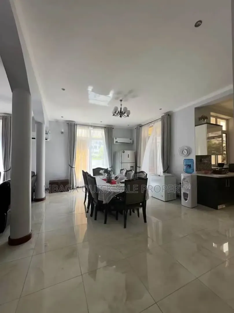 4bdrm House in Mikocheni B, Oyster Bay for sale in Oyster Bay