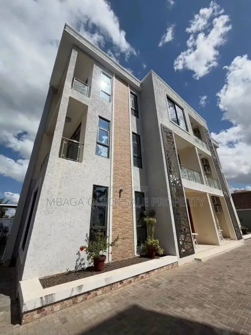 Furnished 2bdrm Apartment in Oyster Bay for rent in Oyster Bay