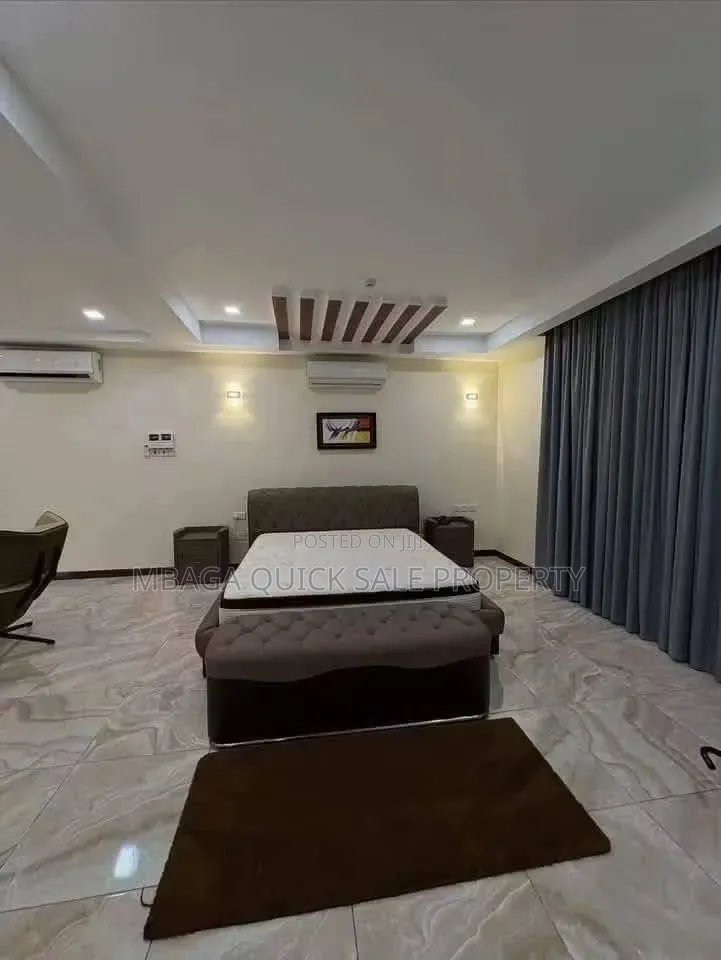 Furnished 3bdrm Villa in Ada Estate for rent in Ada Estate