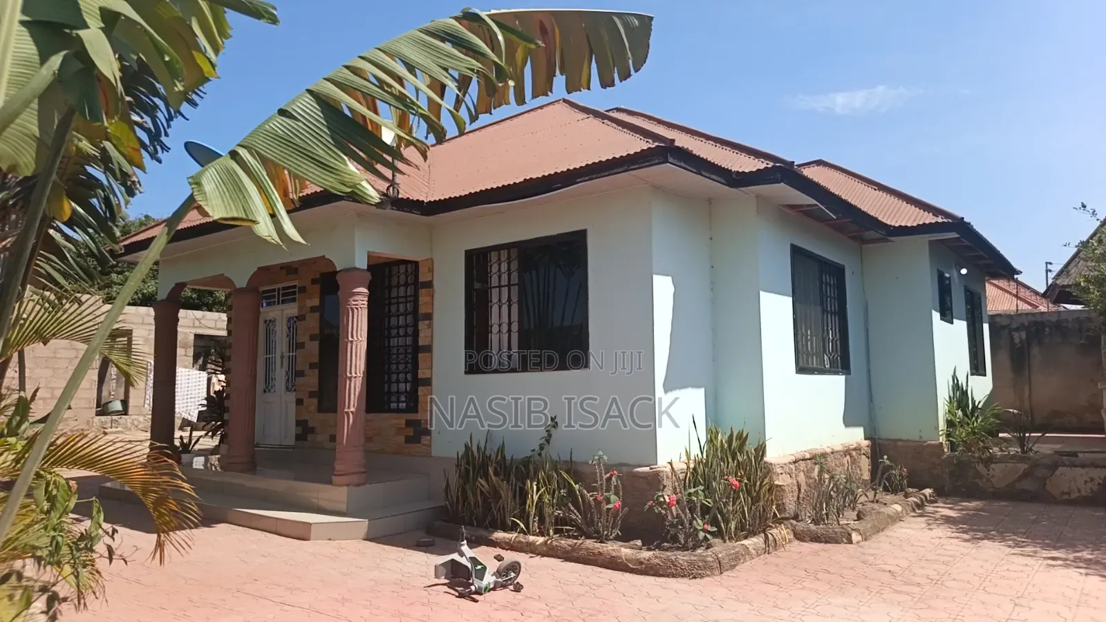 Furnished 4bdrm House in Buswelu for sale in Buswelu