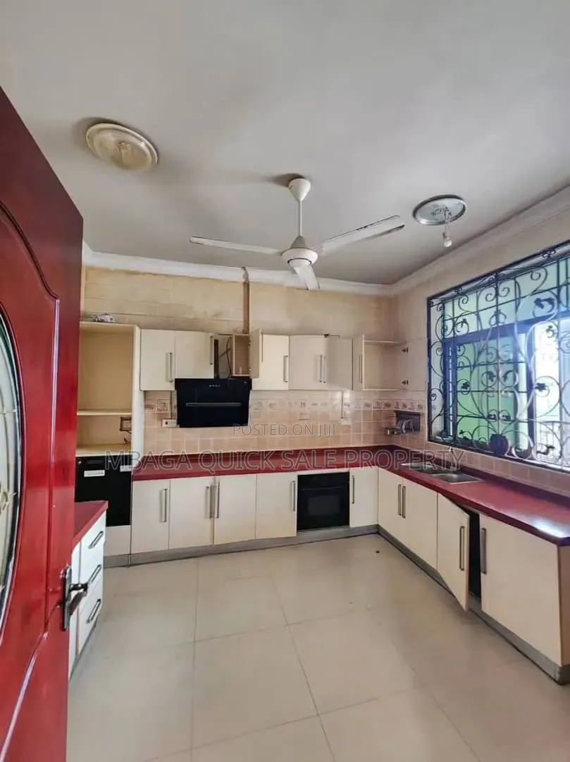 3bdrm Apartment in Msasani for rent in Msasani