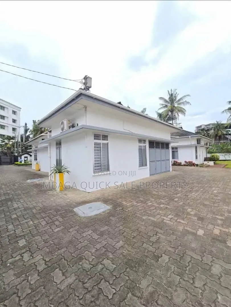 4bdrm Apartment in Masaki for rent in Masaki