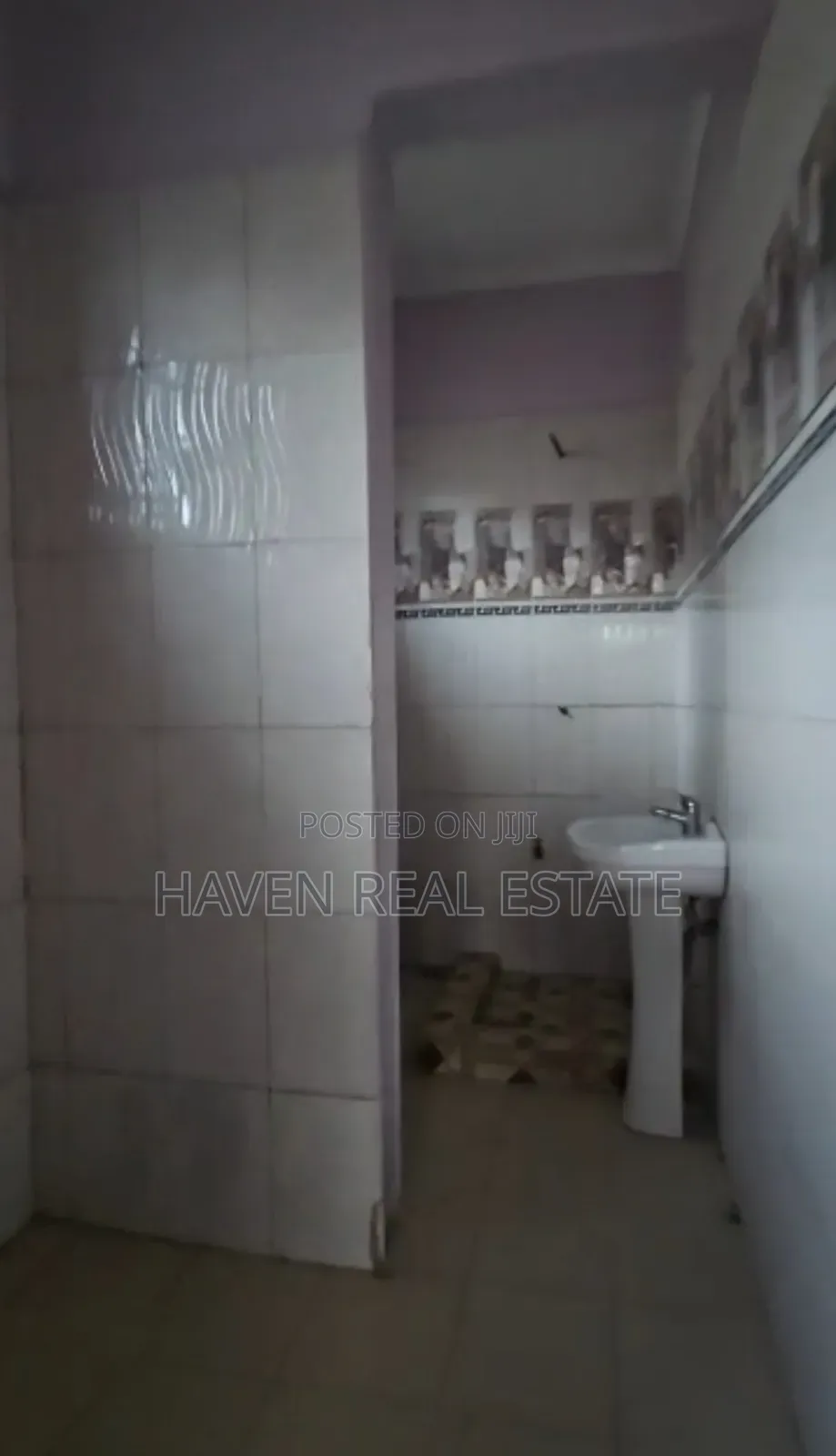 3bdrm House in Mbezi for sale in Mbezi