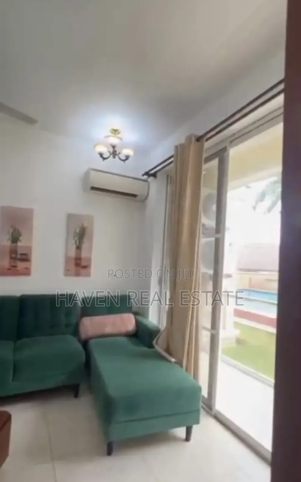Furnished 4bdrm Apartment in Oyster Bay for sale in Oyster Bay
