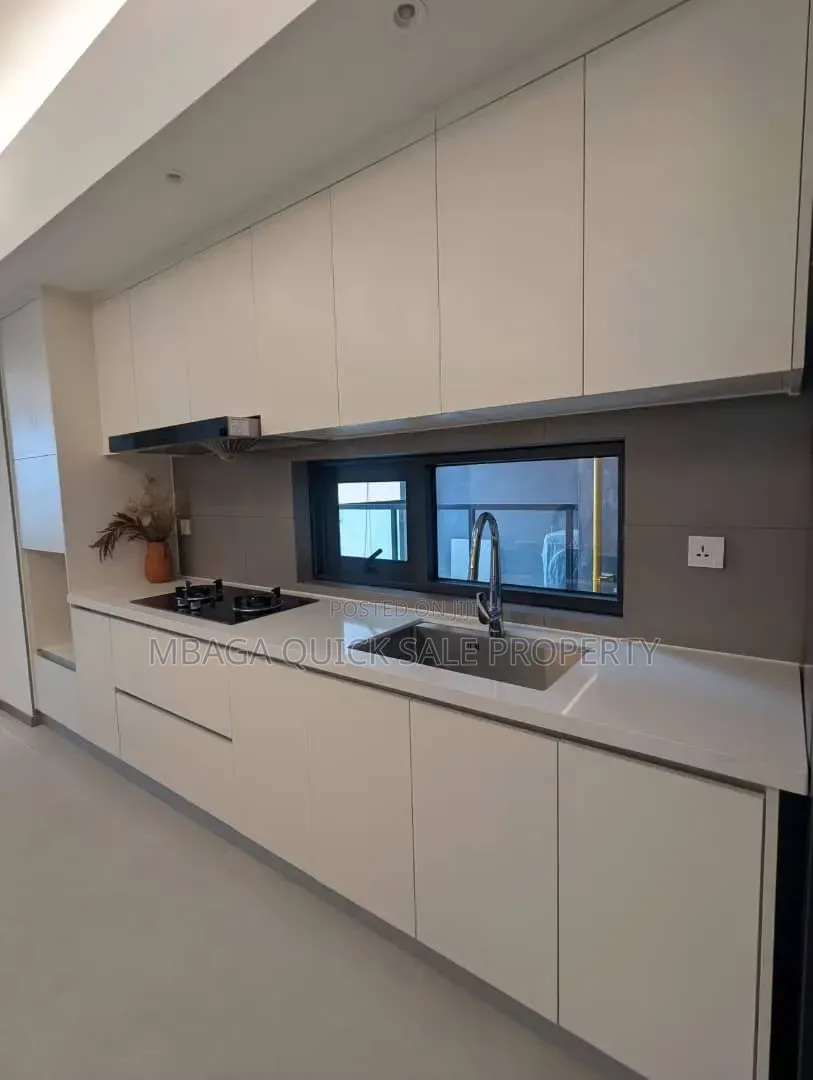 3bdrm Apartment in Upanga West for sale in Upanga West