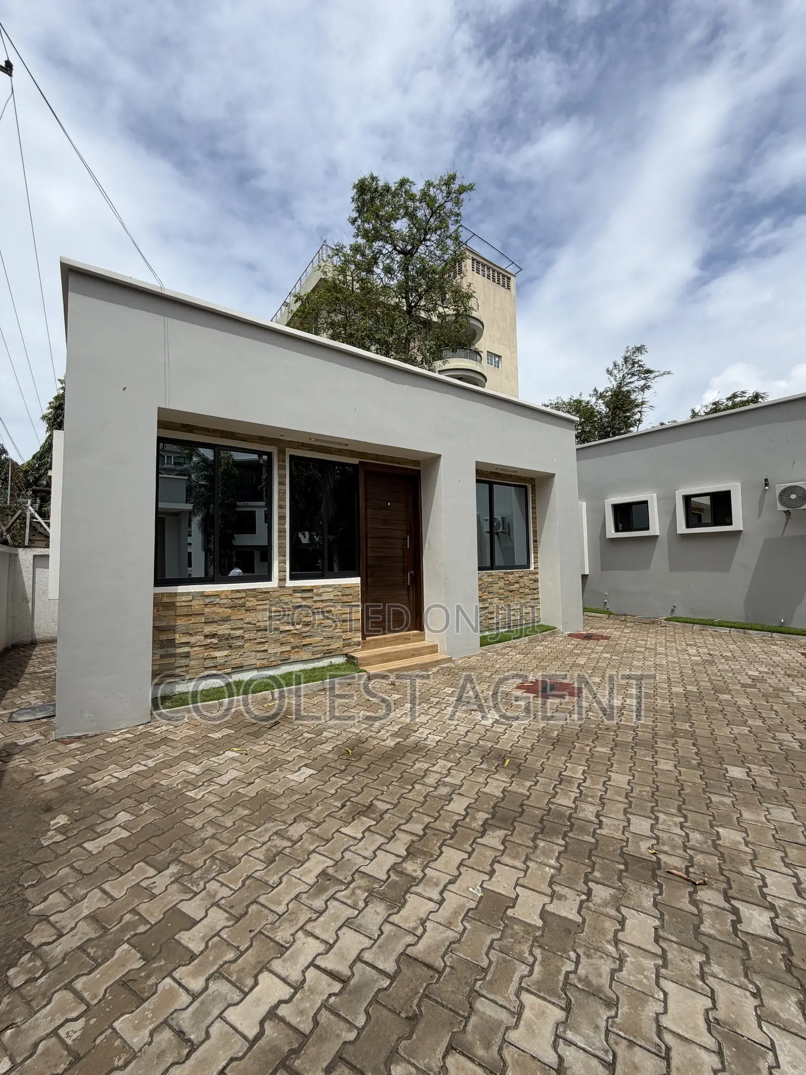 Studio Apartment in Coolest Estate, Masaki for rent in Masaki