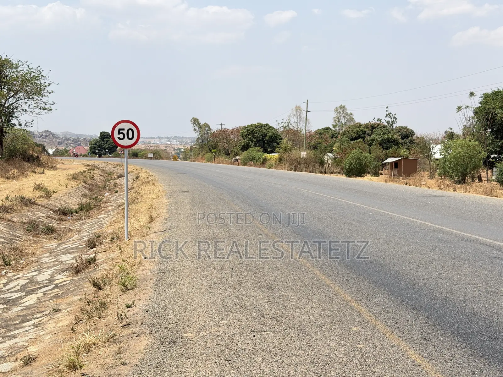 Kiwanja Cha Kwanza Lami SQM 4,800 Kinauzwa Fella in Fella
