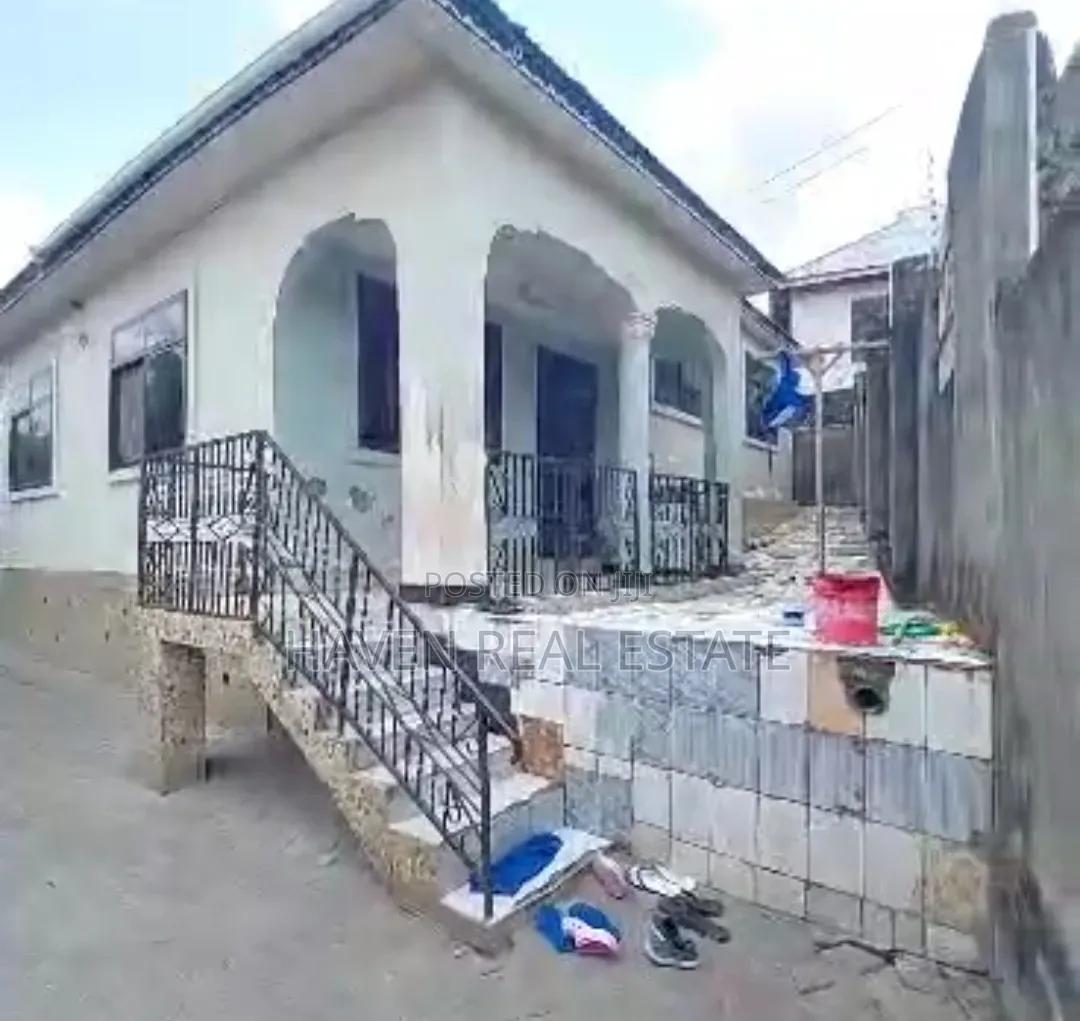 3bdrm House in Mbezi for sale in Mbezi