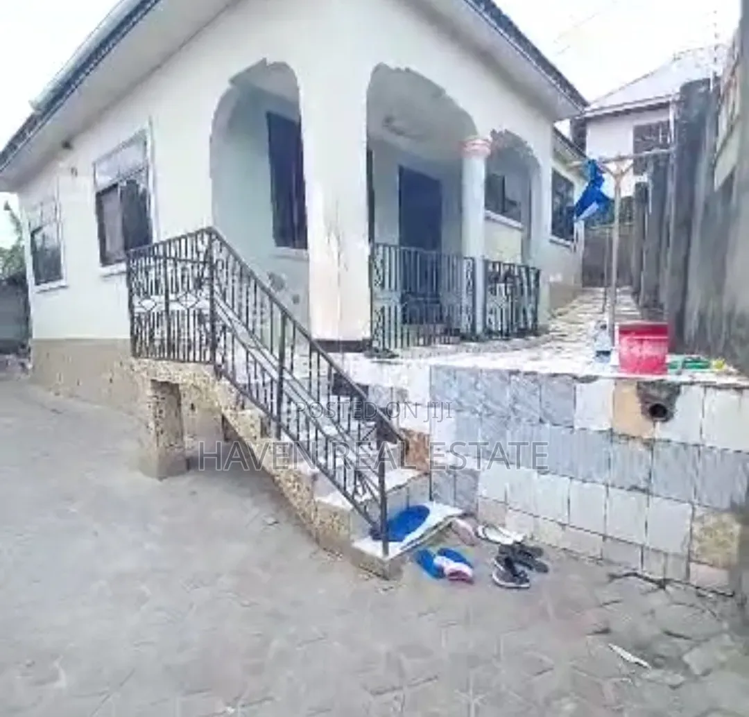 3bdrm House in Mbezi for sale in Mbezi