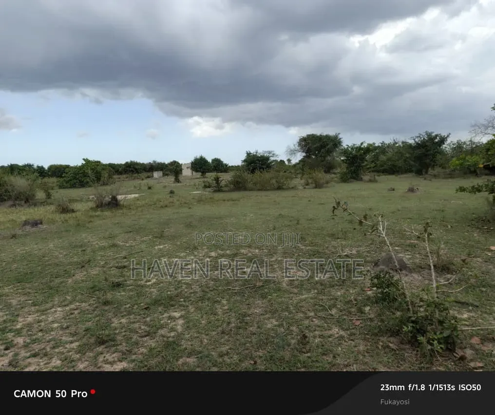 Shamba Linauzwa Bagamoyo in Bago