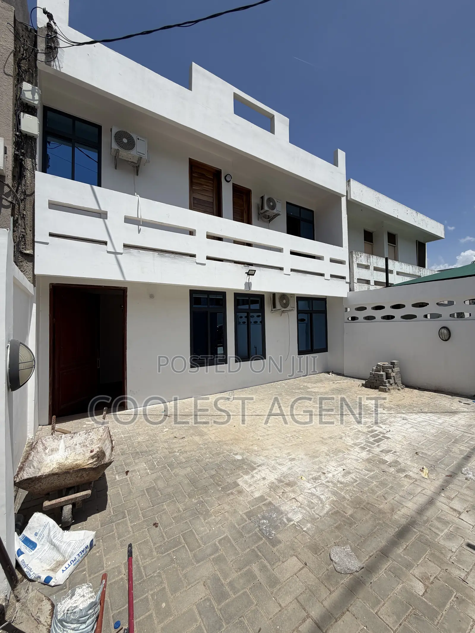 3bdrm Duplex in Coolest Estate, Msasani for rent in Msasani