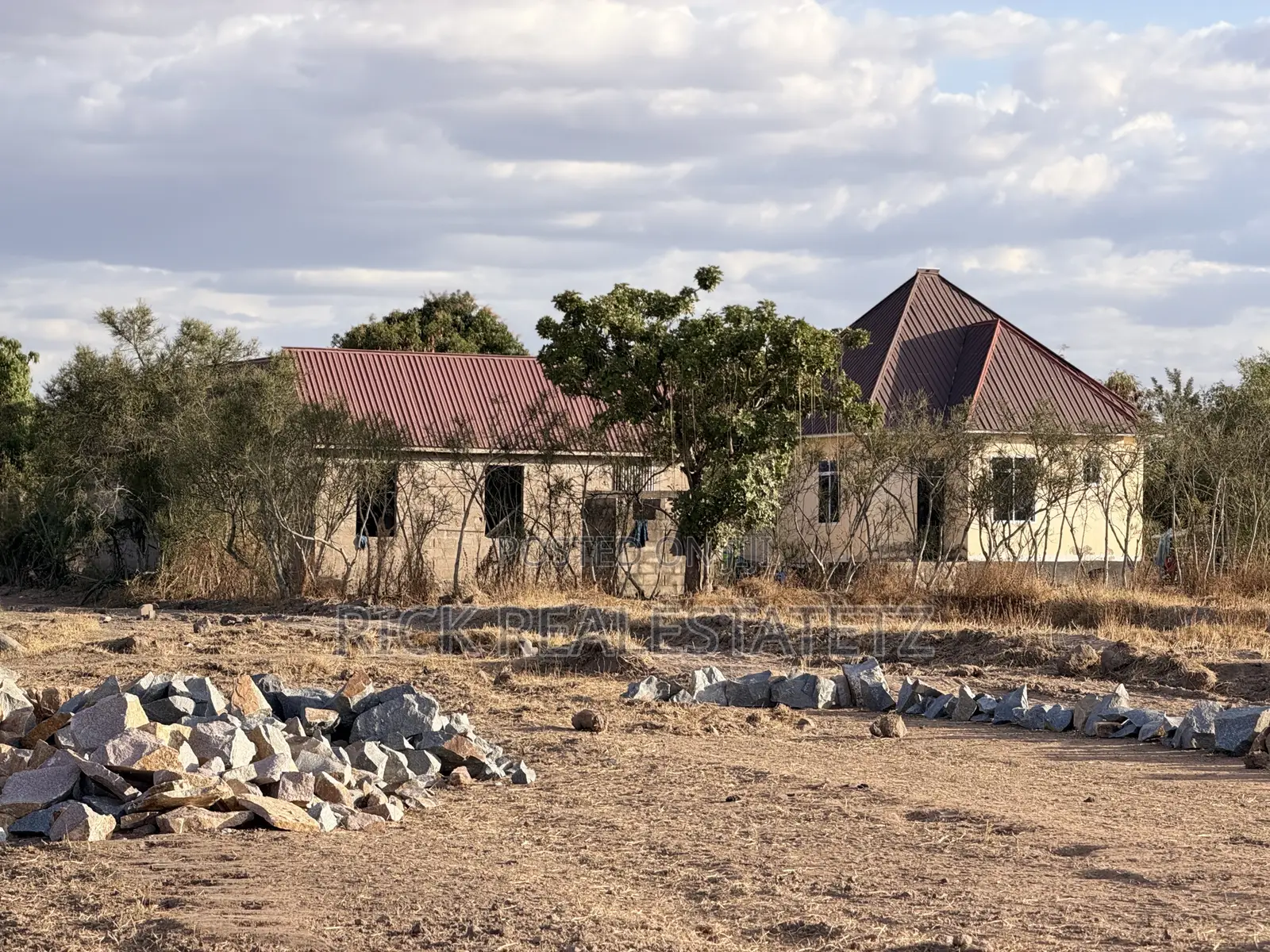 Jumla Ya Viwanja (18) Vinauzwa Kisesa - Mwanza in Kisesa
