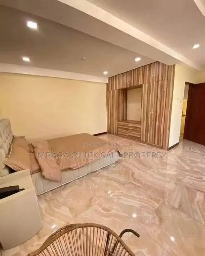 Furnished 3bdrm Villa in Ada Estate for rent in Ada Estate