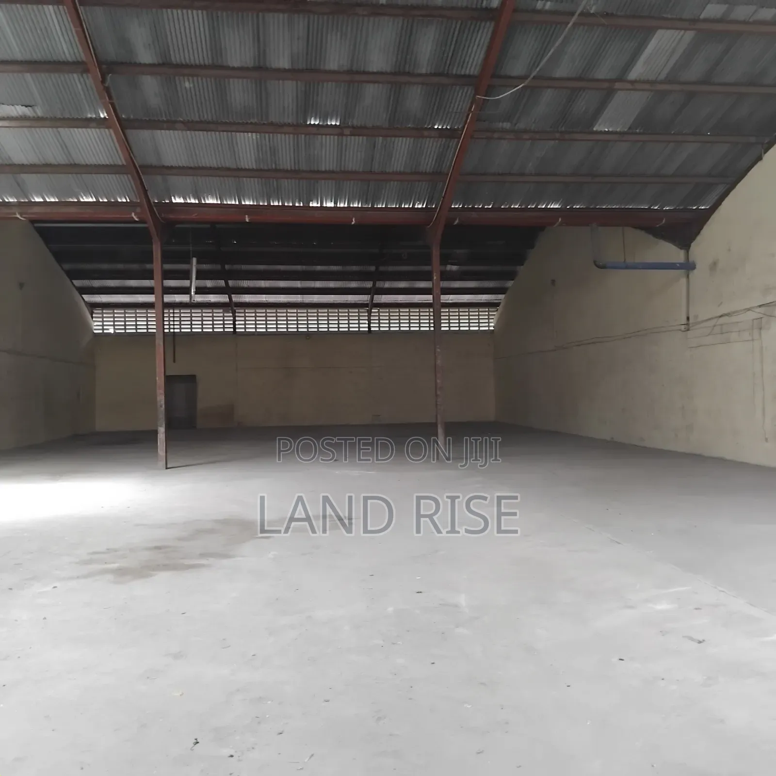 600 SQM Warehouse in Tazara in Ilala