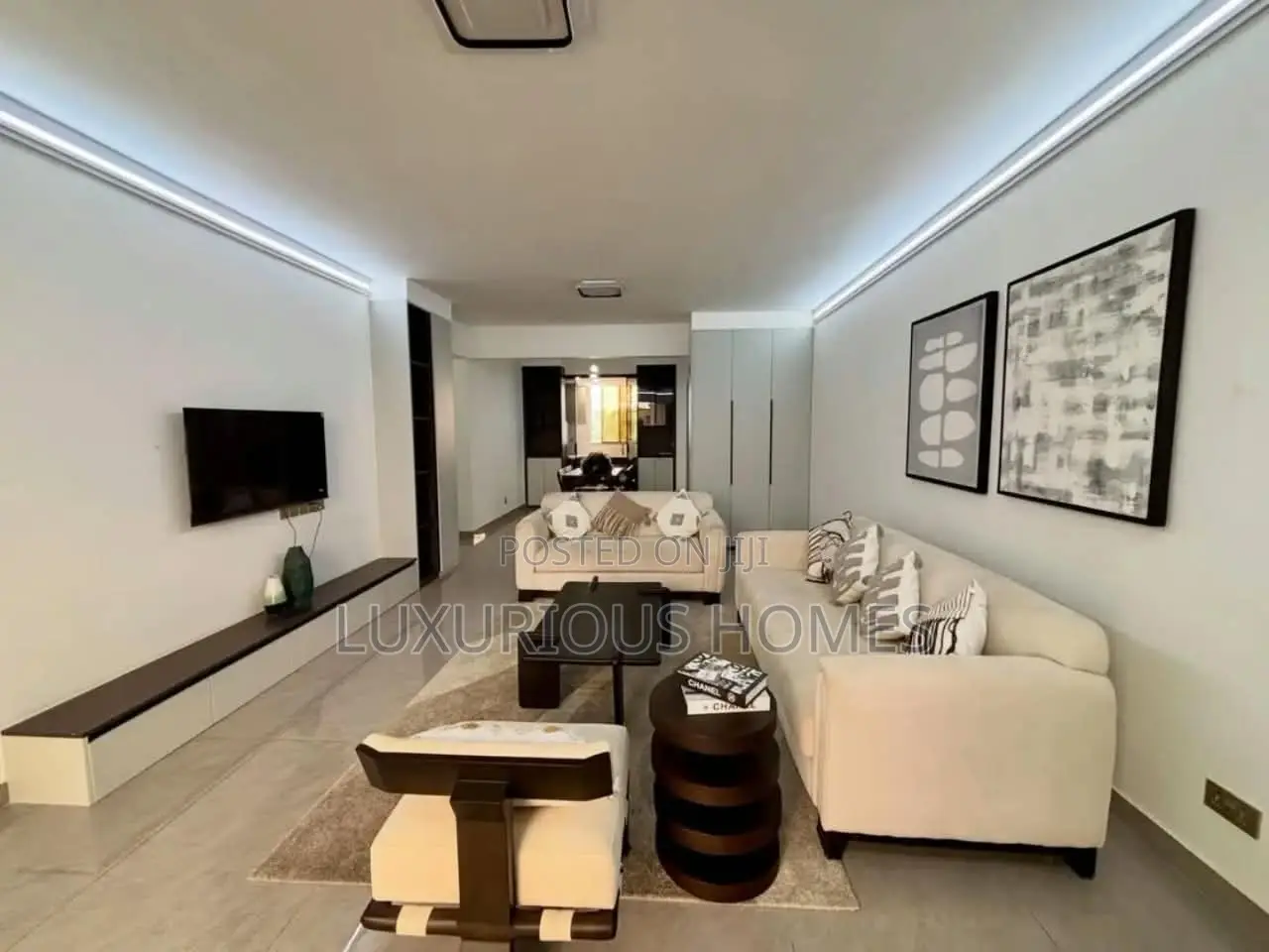 Furnished 4bdrm Apartment in Oyster Bay for sale in Oyster Bay