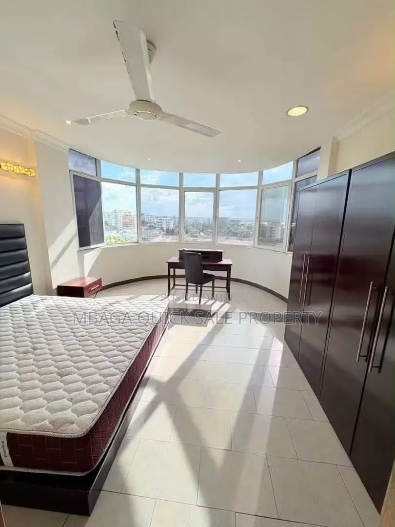 Furnished 4bdrm Apartment in Oyster Bay for rent in Oyster Bay