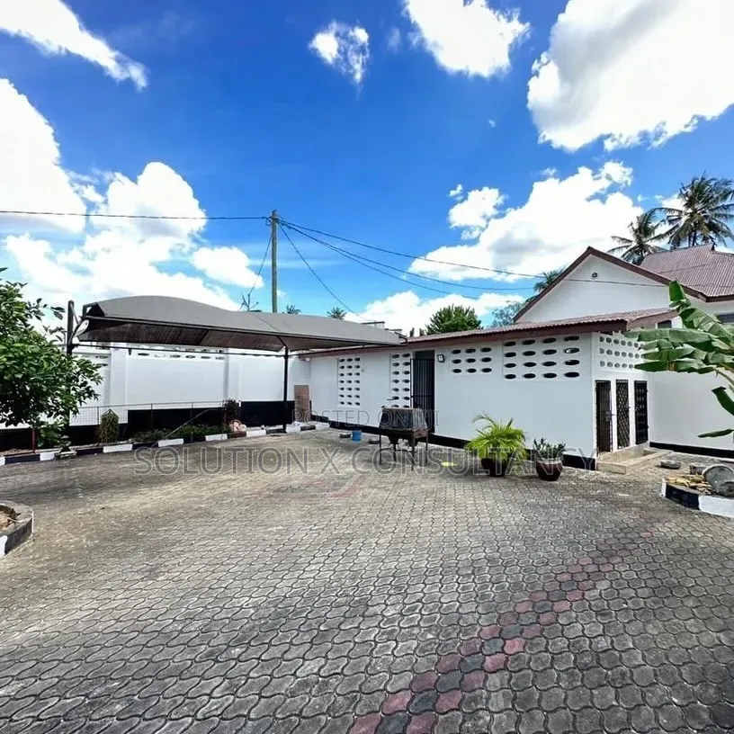 4bdrm Apartment in Mbezi Beach for rent in Mbezi Beach