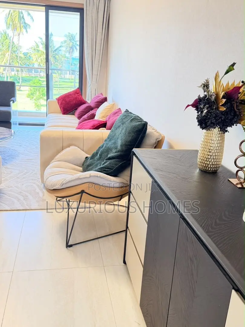 Furnished 3bdrm Apartment in Msasani for sale in Msasani