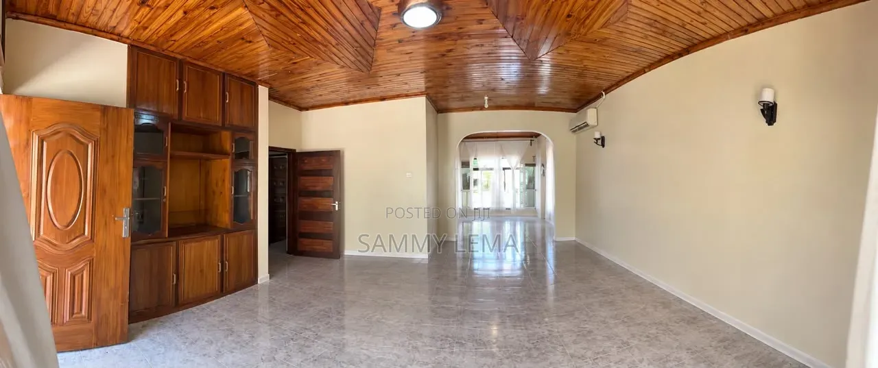 5bdrm Bungalow in Sanpak Area, Njiro for rent in Njiro