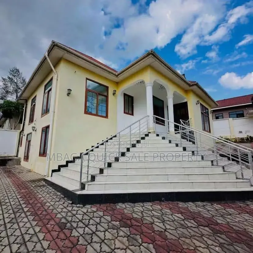 4bdrm House in Tabata for sale in Tabata