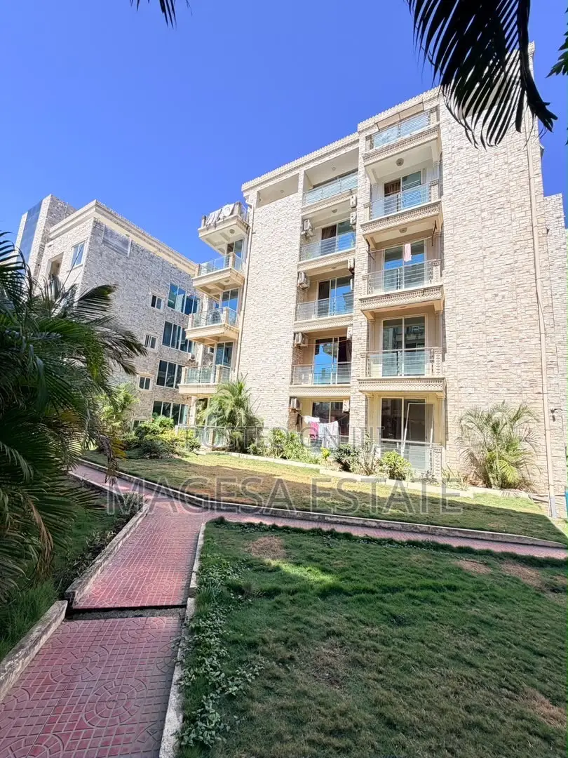 Furnished 4bdrm Apartment in Oyster Bay for rent in Oyster Bay