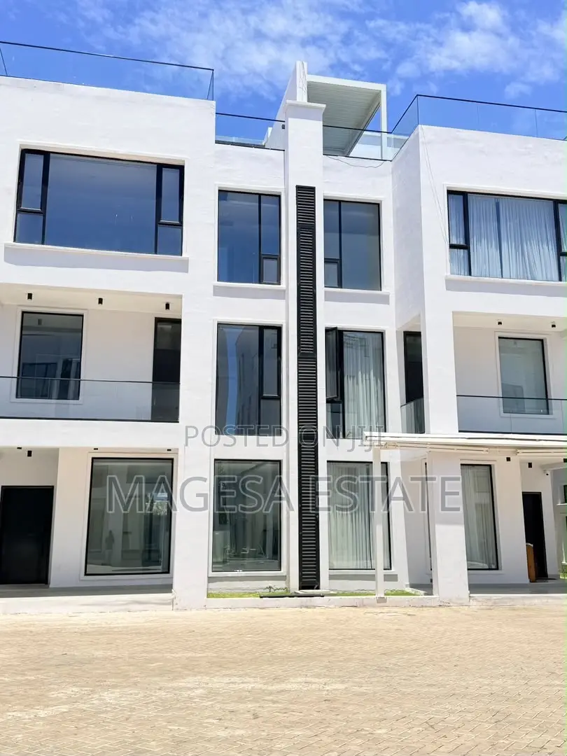 Furnished 6bdrm Villa in Oyster Bay for rent in Oyster Bay