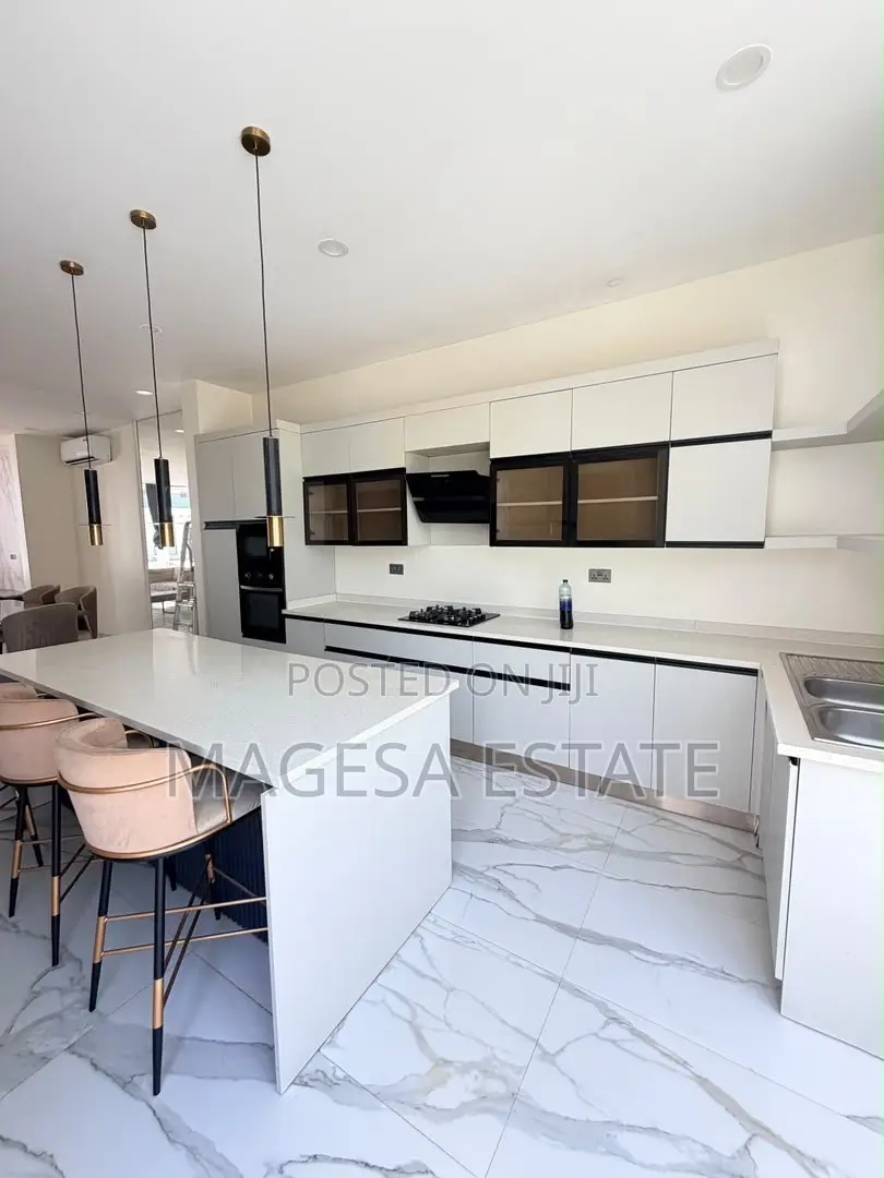 Furnished 6bdrm Villa in Oyster Bay for rent in Oyster Bay