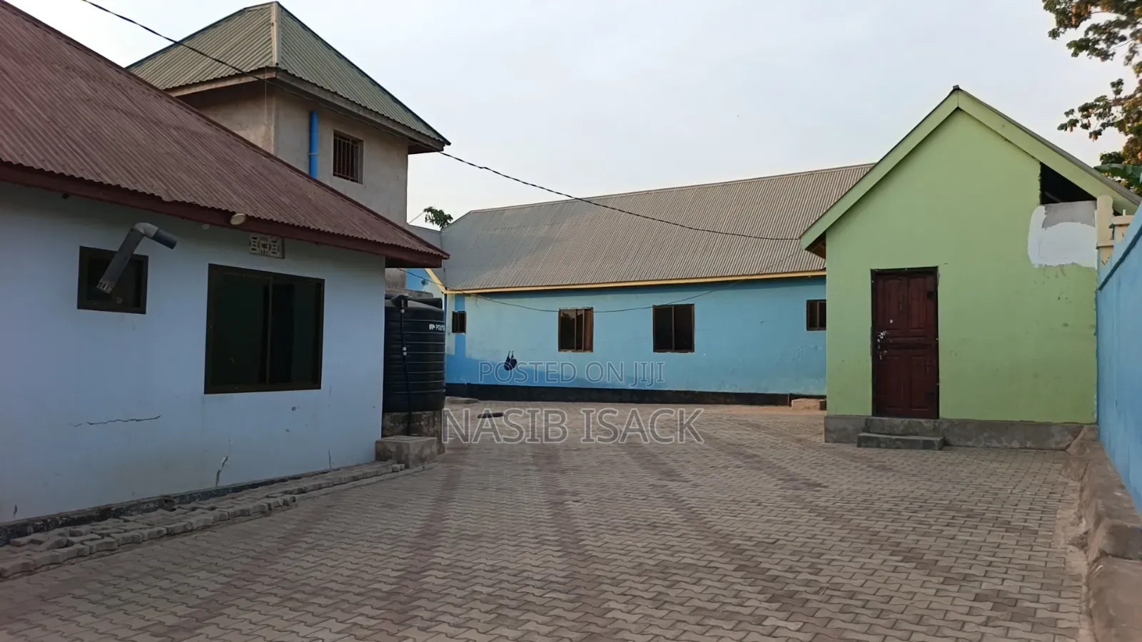 Furnished 10bdrm House in Buhongwa for sale in Buhongwa