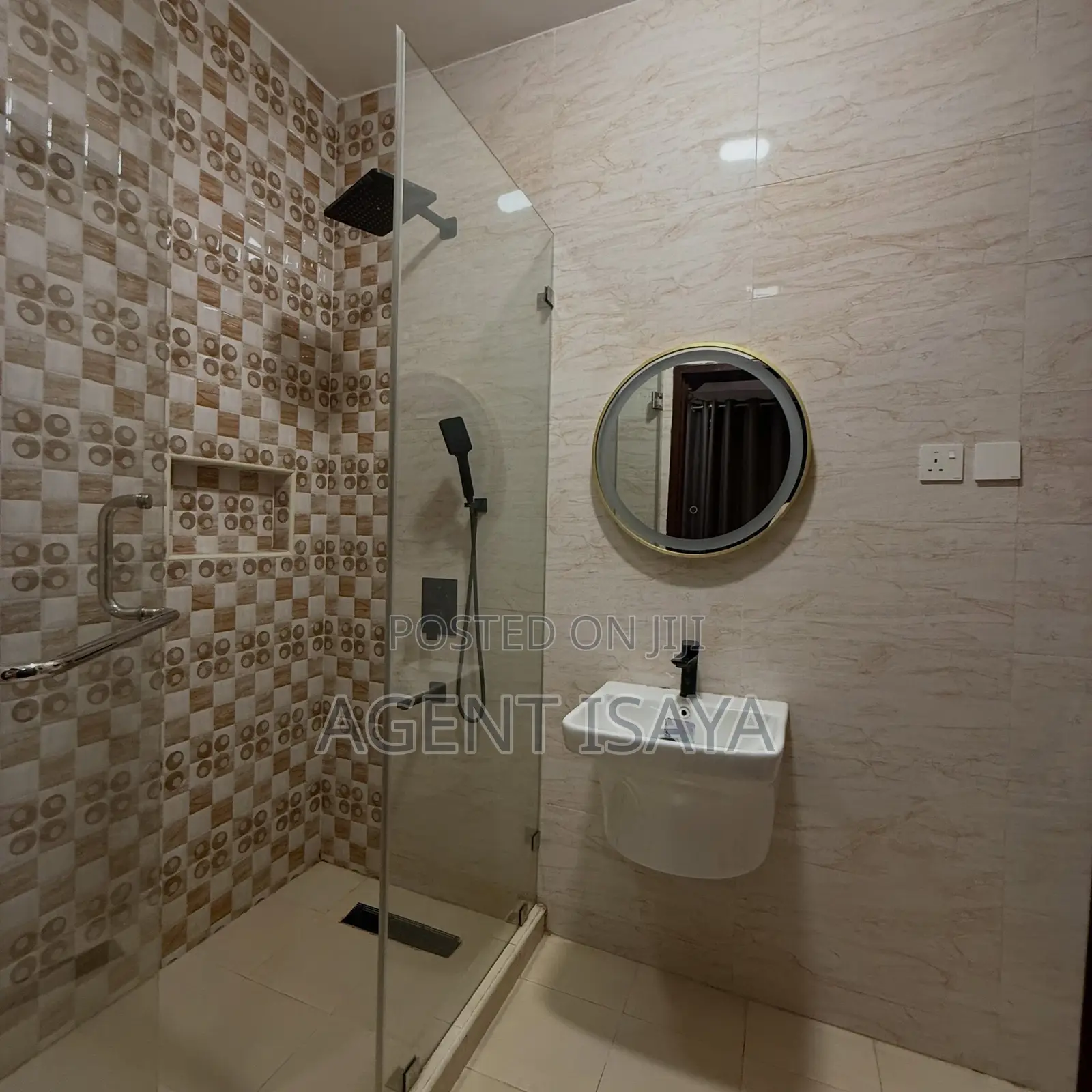 Furnished 3bdrm Apartment in Ada Estate for rent in Ada Estate