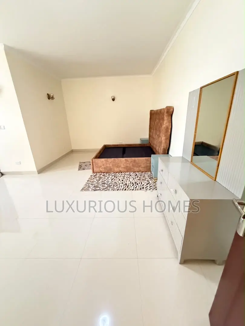 Furnished 4bdrm Apartment in Upanga West for sale in Upanga West