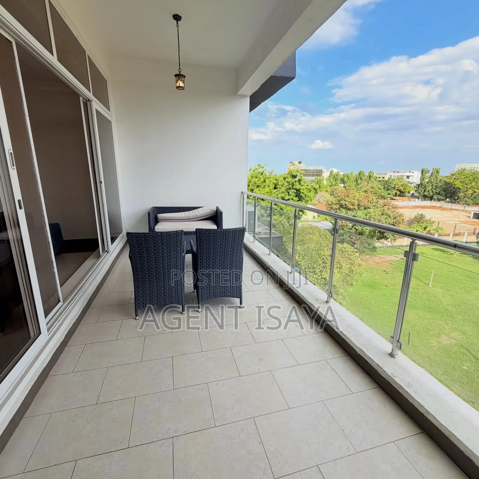 Furnished 4bdrm Apartment in Oyster Bay for rent in Oyster Bay