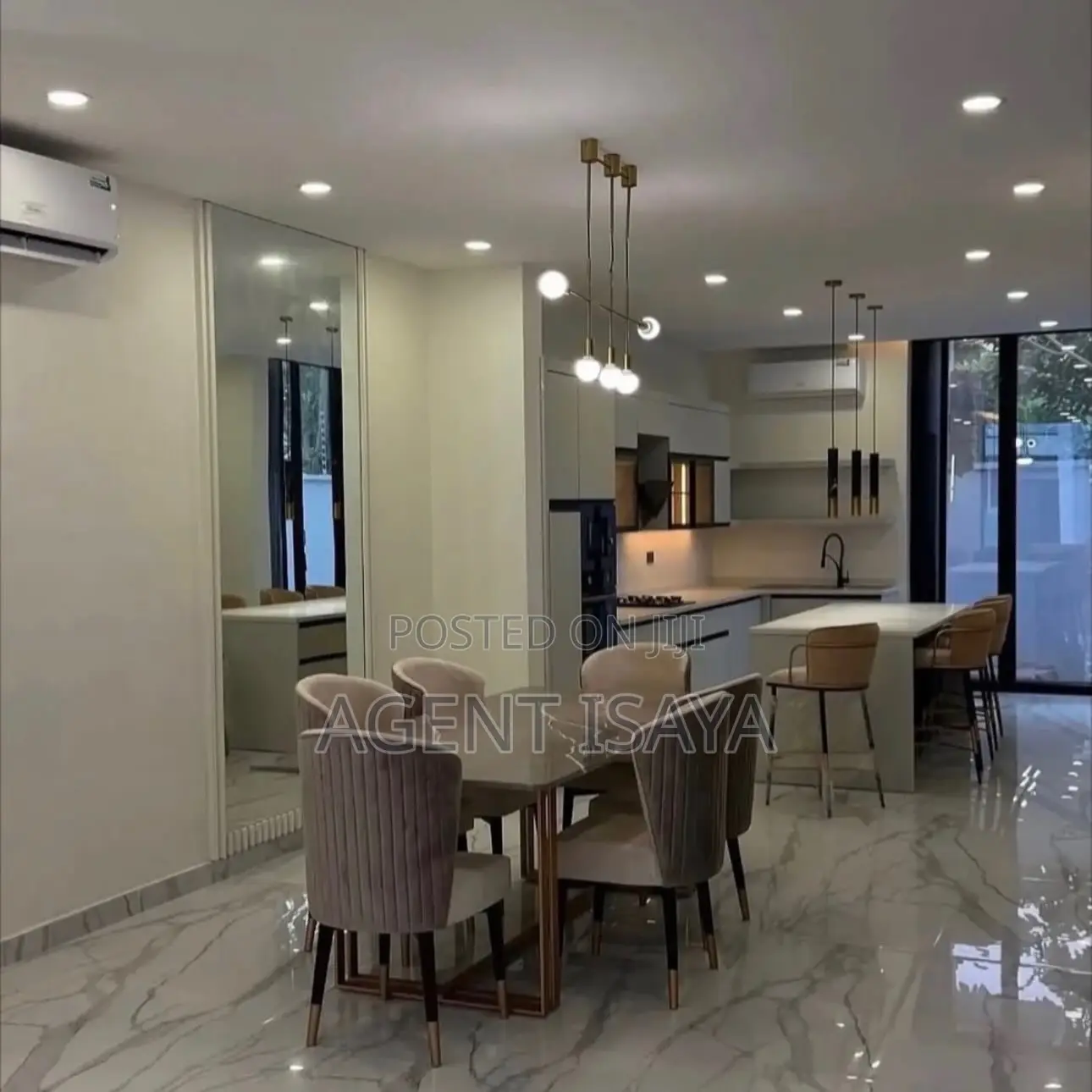 Furnished 4bdrm Apartment in Oyster Bay for rent in Oyster Bay
