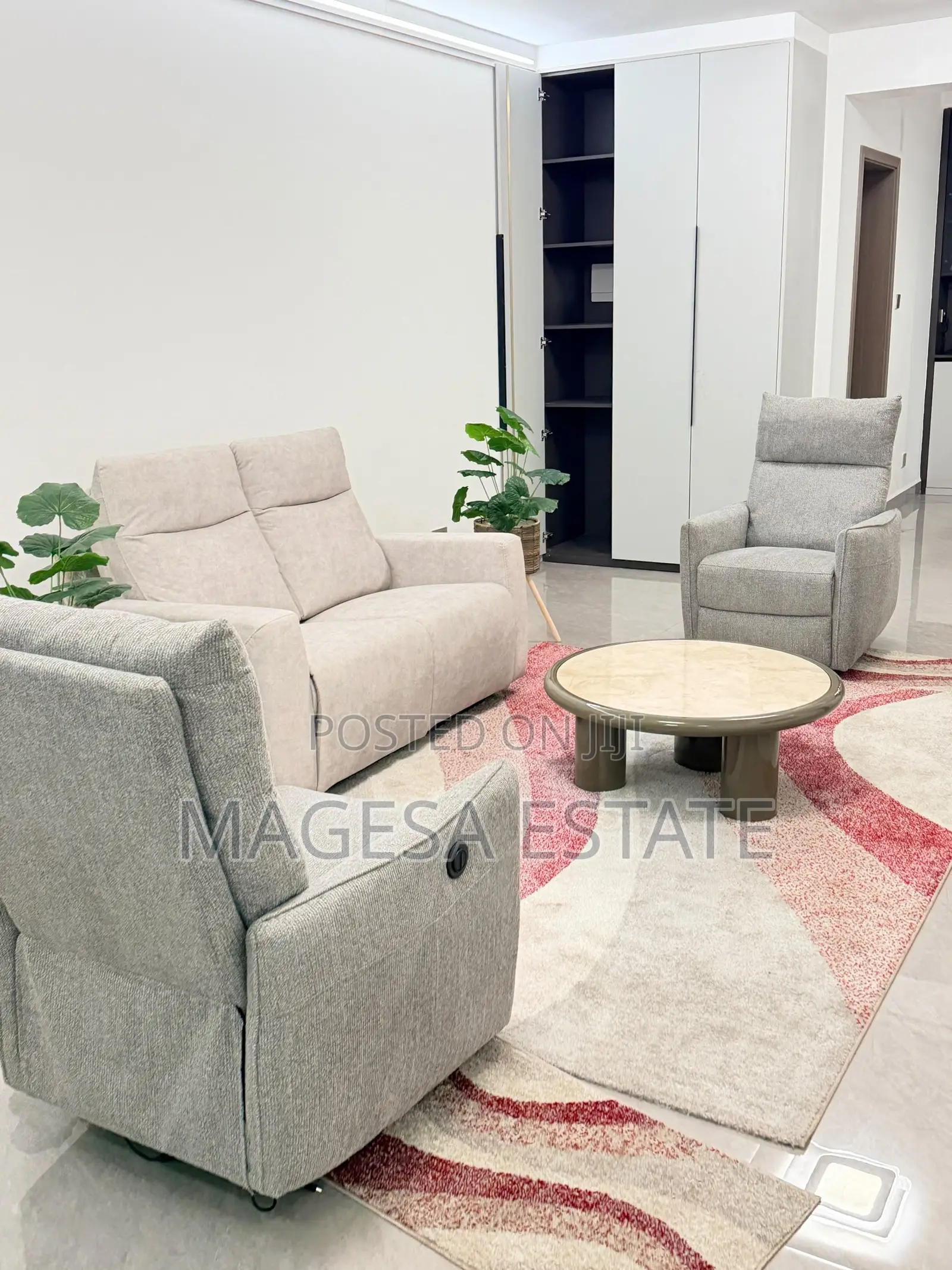 Furnished 3bdrm Apartment in Oyster Bay for sale in Oyster Bay