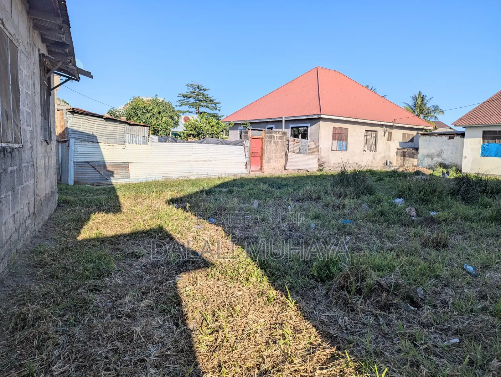 Kiwanja K I N a U Z W a TSH 11,000,000 Milioni in Pugu