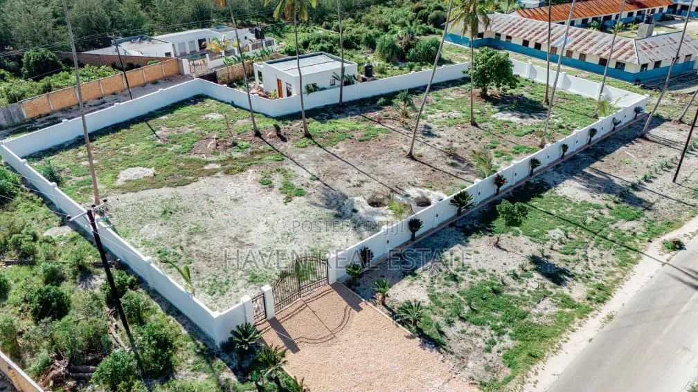 Prime Property for Sale at Pongwe Zanzibar in Kati