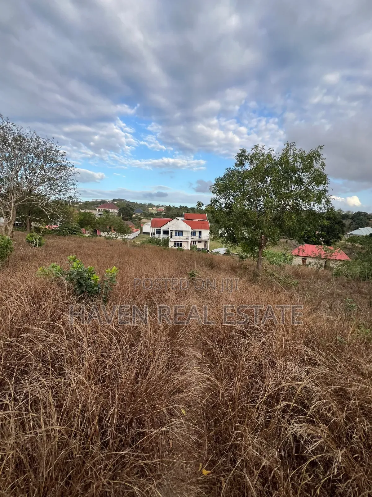Plot Inauzwa Mbezi Msakuzi in Mbezi