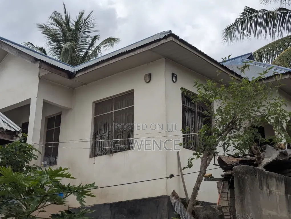 3bdrm House in Ulongoni A, Kinyerezi for sale in Kinyerezi