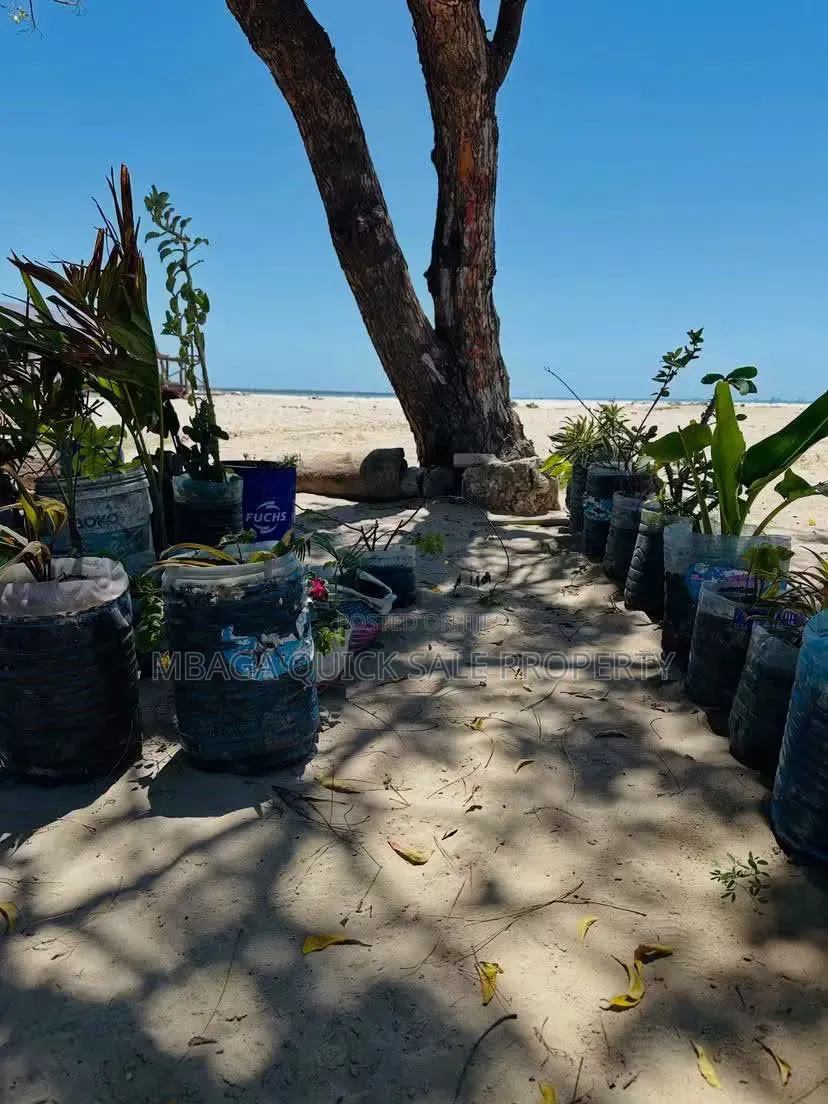 Beach Plot Area SQM 2000 for Sale at Mbezi Beach in Mbezi Beach