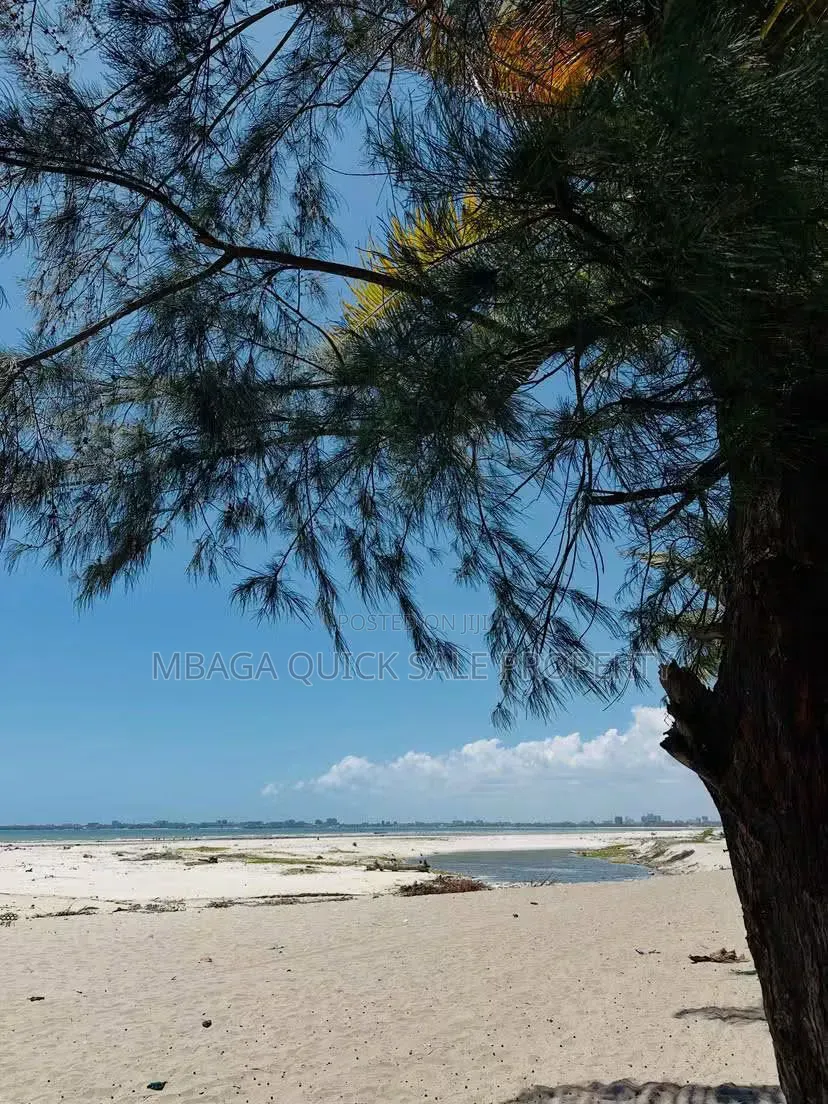 Beach Plot Area SQM 2000 for Sale at Mbezi Beach in Mbezi Beach