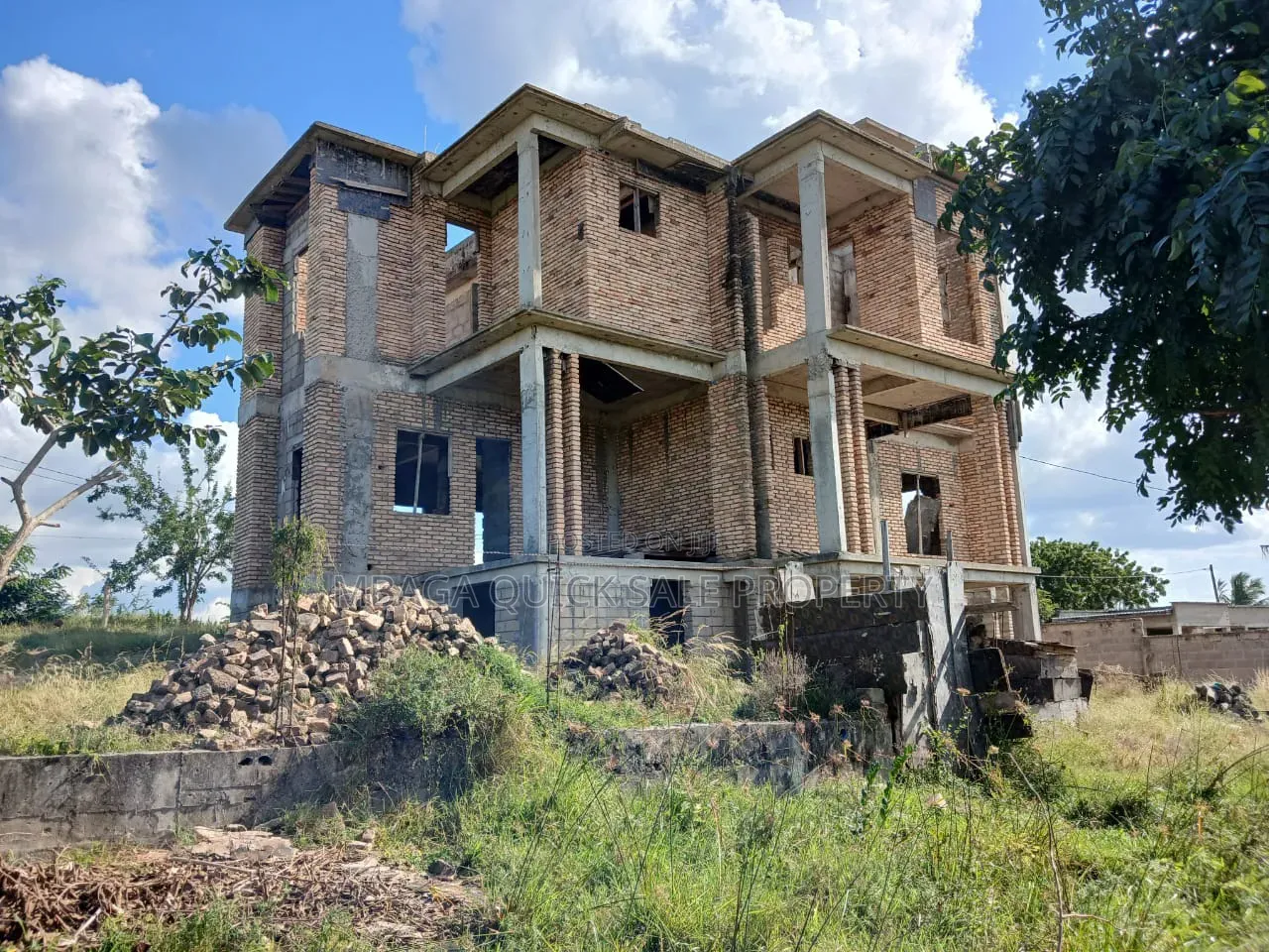 5bdrm House in Kibamba Hospital for sale in Kibamba